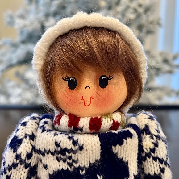 🎄⛸️”Frosty Harmony" Ice Skater's⛸️🎄 - Picture 5 of 9